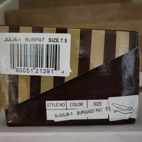 Lady Godiva Shiny Brown Heels 7.5 - Picture 11 of 14